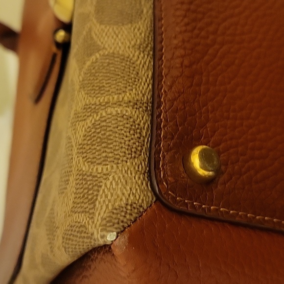 Coach bag with matching wallet - Picture 9 of 10